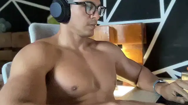 ChrisMattX online show from July 21, 2026, 1:01 pm