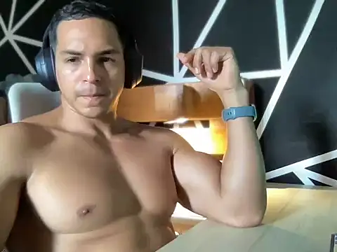 ChrisMattX online show from June 26, 2026, 12:44 pm