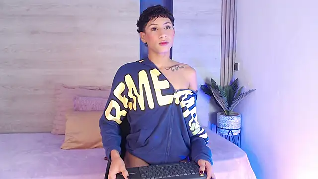 Snapshot of wicked_angelXO chatting on June 16, 2026, 3:28 am wicked angelXO online show from June 16, 2026, 3:28 am