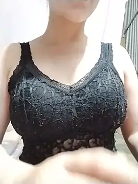 sexy girll2k online show from June 24, 2026, 2:04 pm