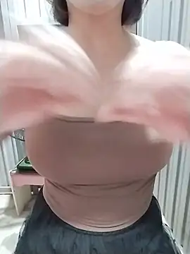 sexy girll2k online show from July 25, 2026, 1:28 pm