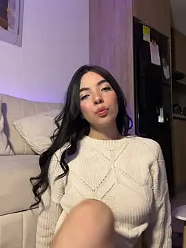 Snapshot of Mila_3 chatting on June 15, 2026, 4:34 am Mila 3 online show from June 15, 2026, 4:34 am
