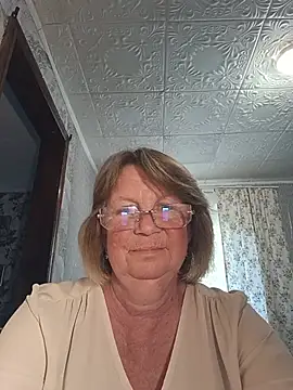 Snapshot of MilashkaCutie50 chatting on July 19, 2026, 3:04 am MilashkaCutie50 online show from July 19, 2026, 3:04 am