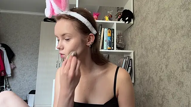 Snapshot of Mollybeans chatting on July 22, 2026, 11:12 am Mollybeans online show from July 22, 2026, 11:12 am