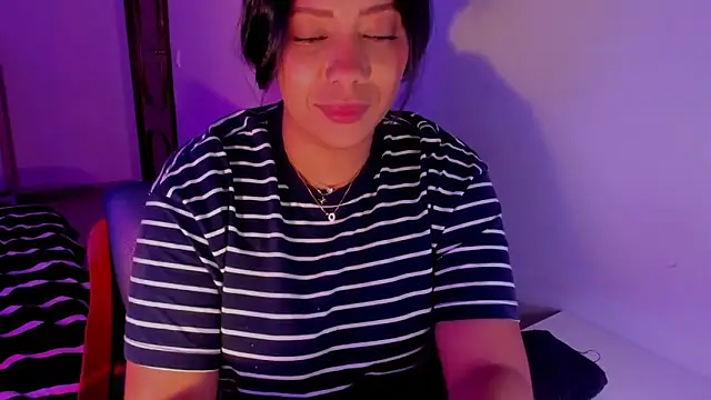 NicolePasqualott online show from February 19, 2026, 9:56 pm