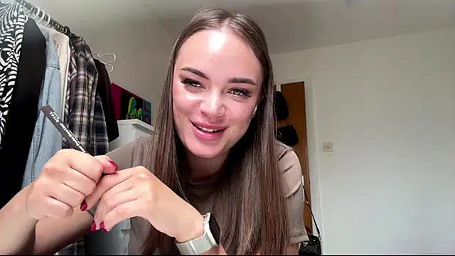 beautifulMira online show from June 14, 2026, 11:11 am