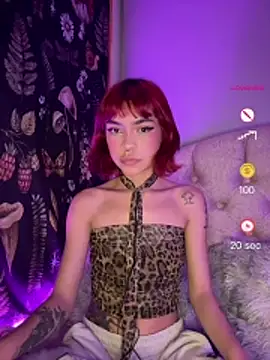 Snapshot of xLilyAngelx_ chatting on June 18, 2026, 9:08 am xLilyAngelx online show from June 18, 2026, 9:08 am
