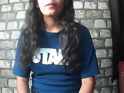 CUTIE-PARI- online show from June 15, 2026, 7:52 am