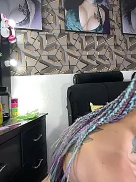 ximena smiith online show from June 18, 2026, 9:20 pm