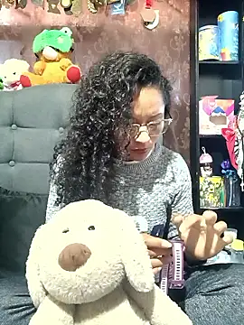 Estrella2001 online show from July 1, 2026, 7:36 pm