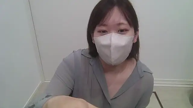Snapshot of saki_cute chatting on July 6, 2026, 3:25 pm saki cute online show from July 6, 2026, 3:25 pm
