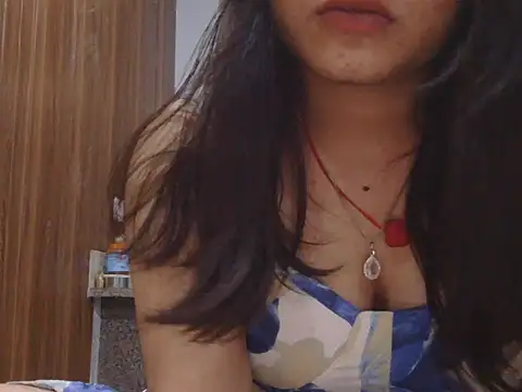 Snapshot of Aleena_Singh chatting on June 17, 2026, 3:00 pm Aleena Singh online show from June 17, 2026, 3:00 pm