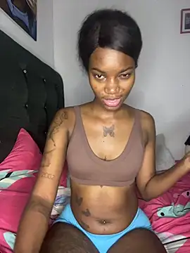 Snapshot of ShakiraThompss18 chatting on July 8, 2026, 4:57 am ShakiraThompss18 online show from July 8, 2026, 4:57 am