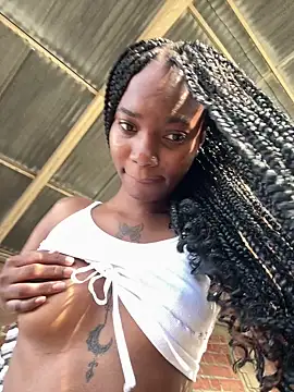 Snapshot of ShakiraThompss18 chatting on June 23, 2026, 9:57 pm ShakiraThompss18 online show from June 23, 2026, 9:57 pm