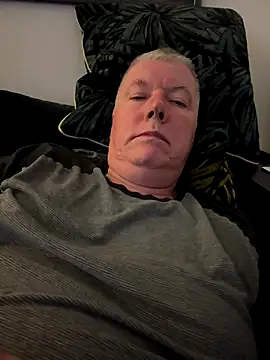 cumboy online show from November 9, 2025, 11:42 pm