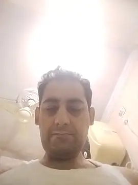 chuby38male online show from June 20, 2026, 2:27 am