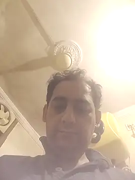 chuby38male online show from July 5, 2026, 11:33 pm