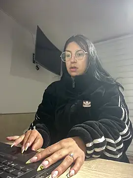 GabyLopez Pink online show from July 31, 2026, 3:17 am