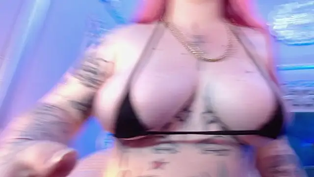 LavaGrirl online show from July 5, 2026, 2:46 pm