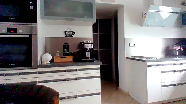 coquinesensuel online show from July 26, 2026, 8:43 am