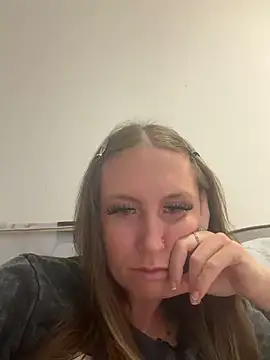 Snapshot of Coleyy_xx chatting on June 20, 2026, 8:14 pm Coleyy xx online show from June 20, 2026, 8:14 pm