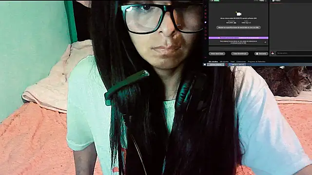 Snapshot of Waifuverse chatting on July 4, 2026, 4:08 am Waifuverse online show from July 4, 2026, 4:08 am