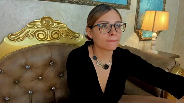 Snapshot of CelesteVerona chatting on July 8, 2026, 7:14 pm CelesteVerona online show from July 8, 2026, 7:14 pm