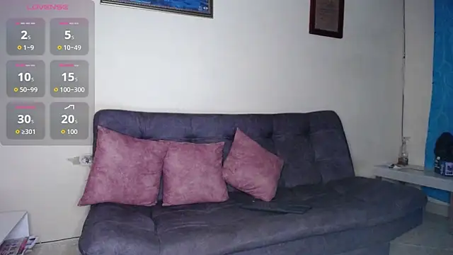  saray m online show from November 17, 2025, 1:53 am