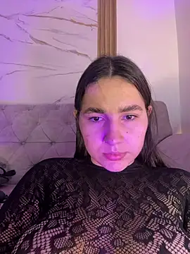 liadakota  online show from June 24, 2026, 2:43 am