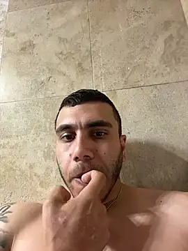 Snapshot of skinnyarab1995 chatting on June 19, 2026, 11:20 pm skinnyarab1995 online show from June 19, 2026, 11:20 pm