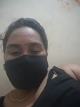 Snapshot of Lundpakadu chatting on July 14, 2026, 1:06 pm Lundpakadu online show from July 14, 2026, 1:06 pm