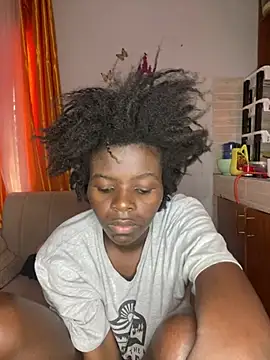 Triskymaya online show from June 23, 2026, 5:27 am