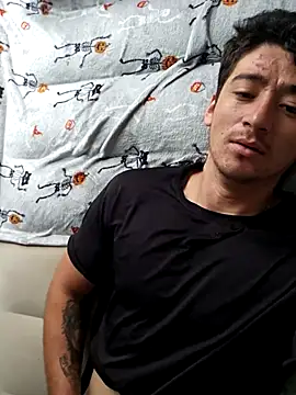 antony00R1 online show from July 17, 2026, 8:17 pm