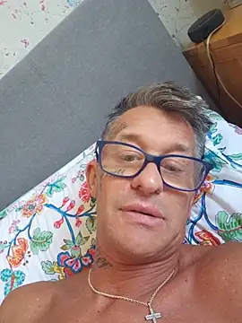 Snapshot of TheKnobSlobberer chatting on July 8, 2026, 8:15 am TheKnobSlobberer online show from July 8, 2026, 8:15 am