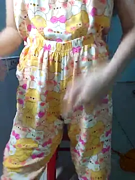 Snapshot of cherry_chjan chatting on August 1, 2026, 3:26 am cherry chjan online show from August 1, 2026, 3:26 am