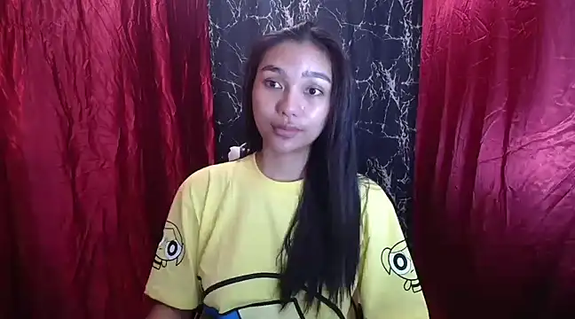 Snapshot of BlackBarbie4u chatting on January 21, 2025, 4:16 pm BlackBarbie4u online show from January 21, 2025, 4:16 pm