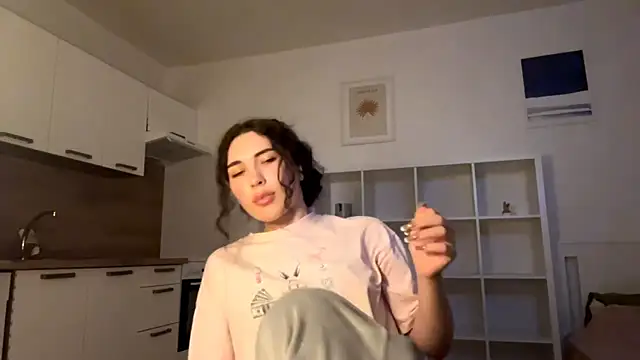 runawyin online show from July 18, 2026, 6:27 pm