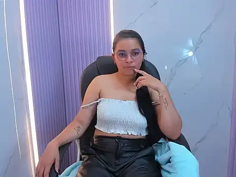 Lissy Millers online show from June 23, 2026, 8:07 pm