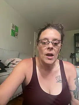 Snapshot of MatildaJane5 chatting on July 14, 2026, 7:09 pm MatildaJane5 online show from July 14, 2026, 7:09 pm