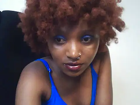 Snapshot of Cherrysexxi chatting on July 14, 2026, 2:05 am Cherrysexxi online show from July 14, 2026, 2:05 am