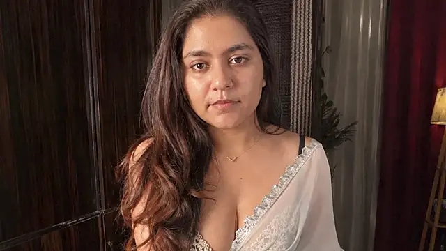 Snapshot of charming_kudii chatting on June 24, 2026, 4:27 pm charming kudii online show from June 24, 2026, 4:27 pm