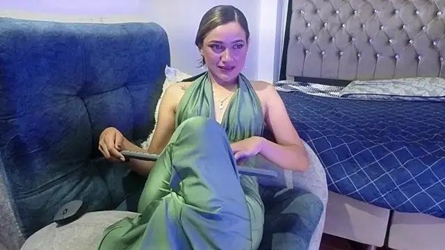 VeronicaVanegas online show from June 29, 2026, 1:22 pm