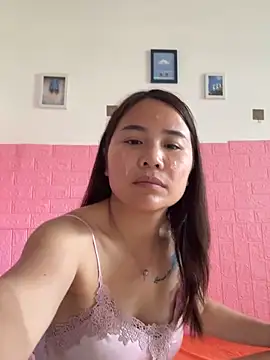 yueyuesse online show from June 30, 2026, 5:18 am
