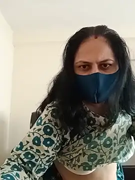 Snapshot of lustyrani chatting on July 1, 2026, 9:09 am lustyrani online show from July 1, 2026, 9:09 am