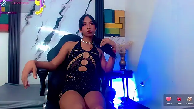 isabella hidalgo  online show from June 26, 2026, 4:40 am