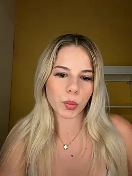 JellyCherry online show from June 29, 2026, 9:58 pm