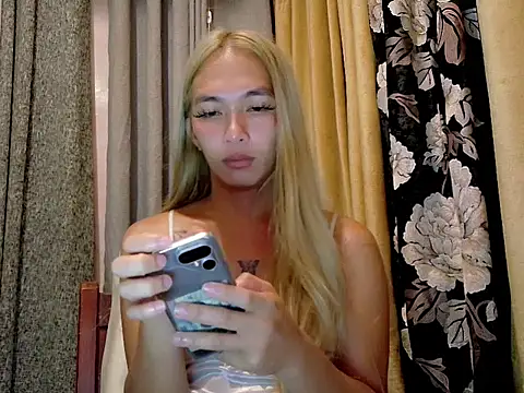 sweet kween95 online show from June 26, 2026, 8:14 pm