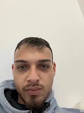 Snapshot of Erick_Santos39 chatting on July 23, 2026, 3:19 pm Erick Santos39 online show from July 23, 2026, 3:19 pm