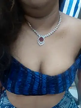 Snapshot of Shakila_Cherry_99 chatting on June 29, 2026, 5:01 pm Shakila Cherry 99 online show from June 29, 2026, 5:01 pm