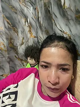 Snapshot of obsessioncella chatting on July 7, 2026, 2:42 pm obsessioncella online show from July 7, 2026, 2:42 pm